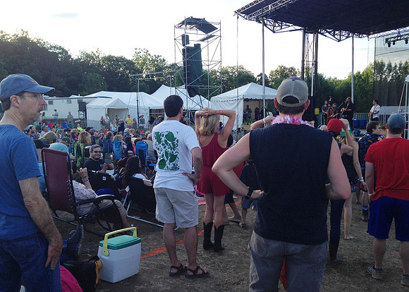 Main Stage Standing Full